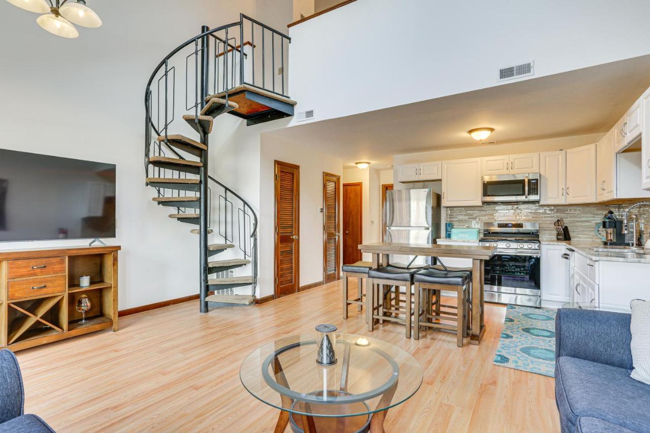 Vernon Township Condo With Balcony Near Ski Lifts! Exterior photo